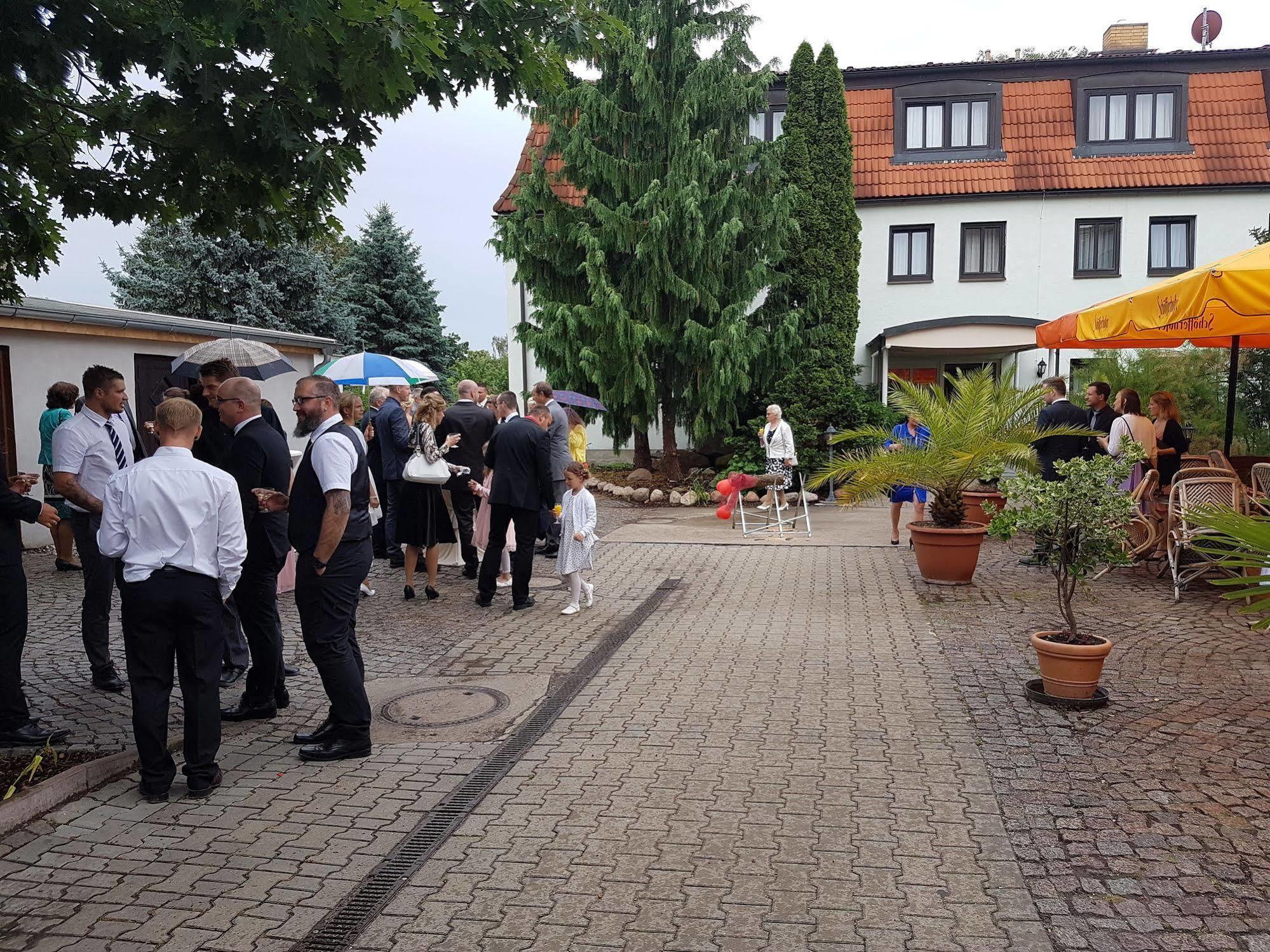 Hotel Bad Schmiedeberger Hof Exteriör bild